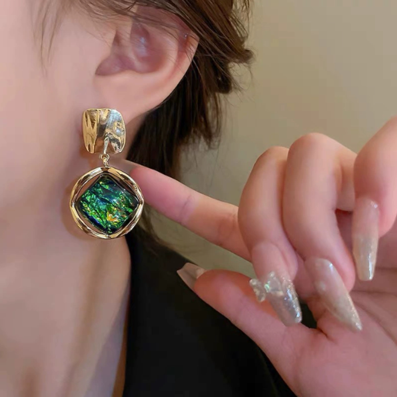 2025 New Trend Gradient Green  - đánh giá và giá Ethnic Fashion Trends 2025